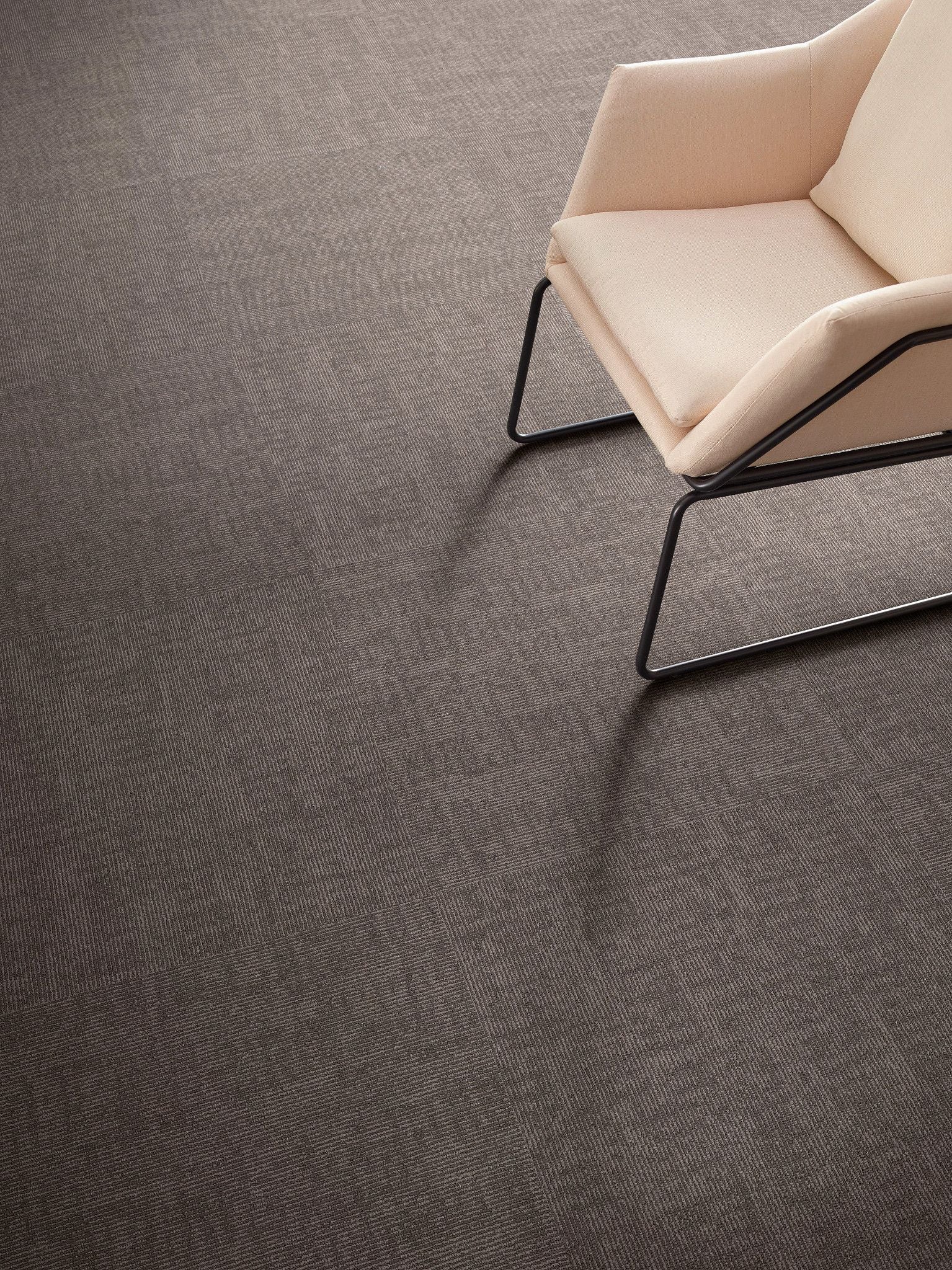 Shaw Authentic 5th & Main 54957-00700 Echt Carpet Tile