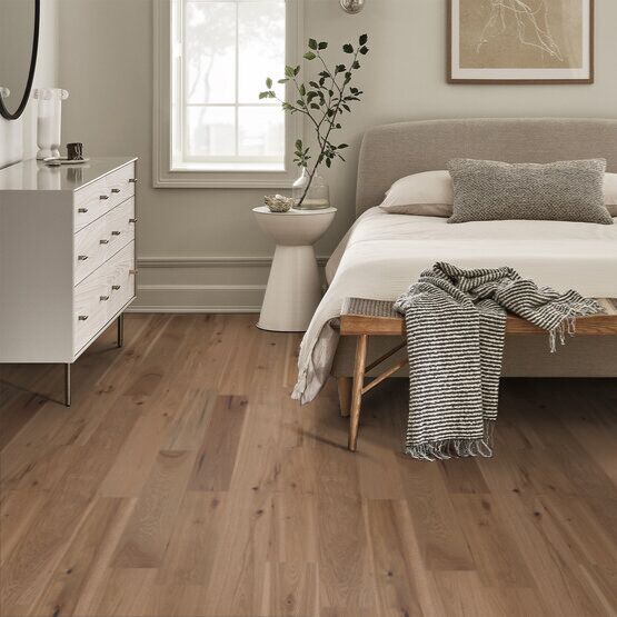 Anderson Tuftex Imperial Pecan 7.50" x 15.74" - 82.67" Random Lengths Engineered Hardwood AA828-11054 Pecan Antique (25.77 SF/Box)