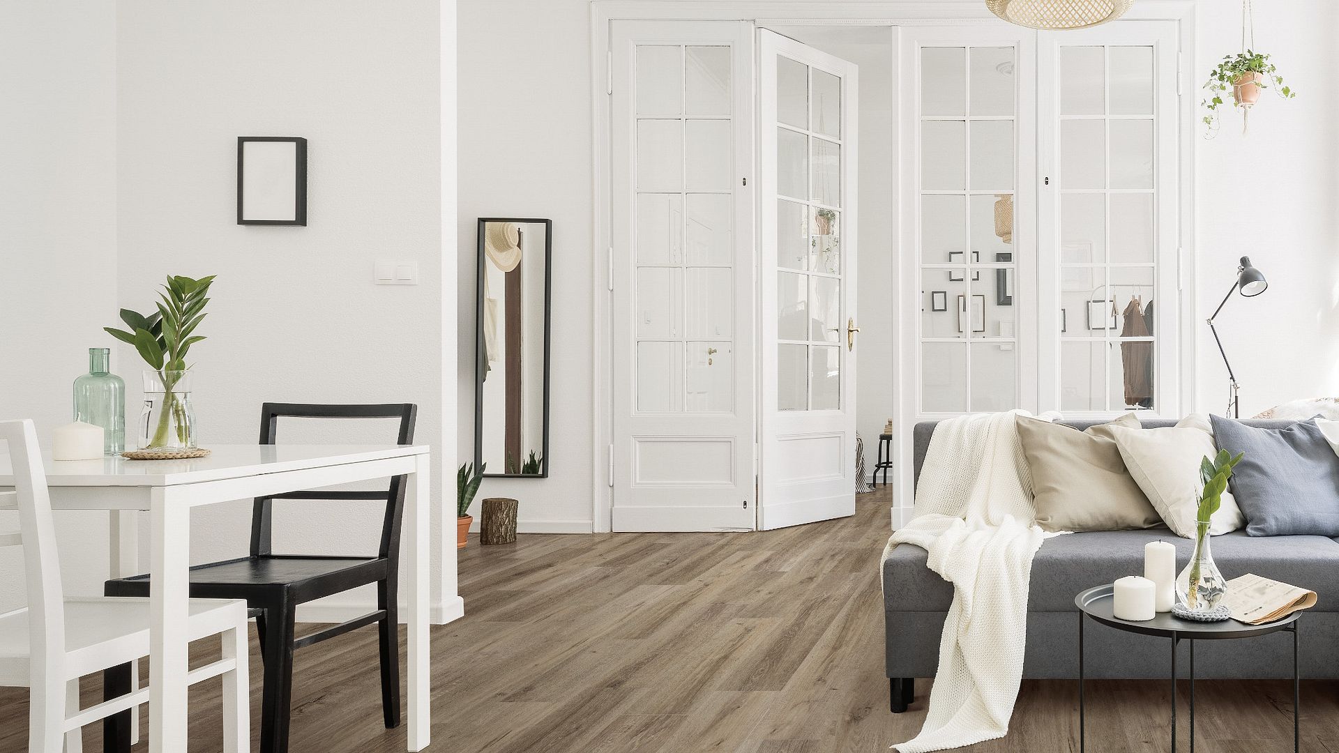COREtec Grande Marina Oak Vinyl Plank Flooring VV662-07012 LVP Originals Premium 9" x 28", 55" and 82" Varying Length (20.67 SF/Box)